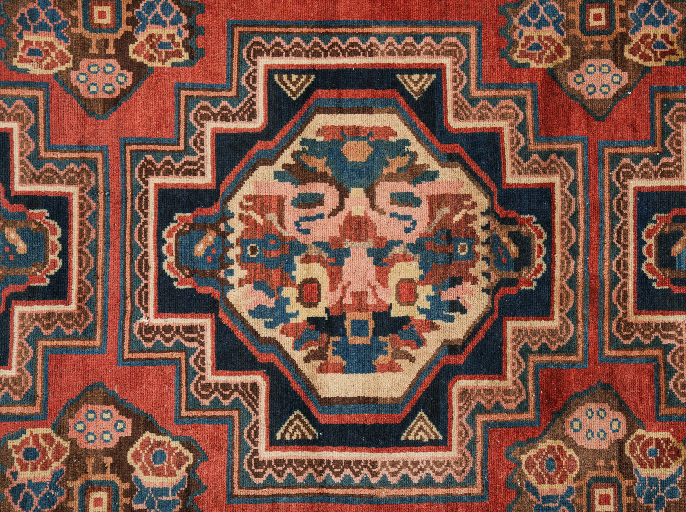 Persian Baktiyar Rug  10' x 5'5"