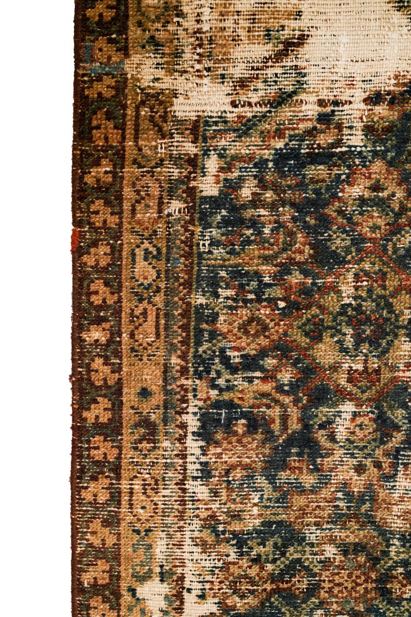 Lucas 13'1" x 4'4"