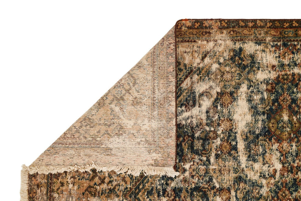 Lucas 13'1" x 4'4"
