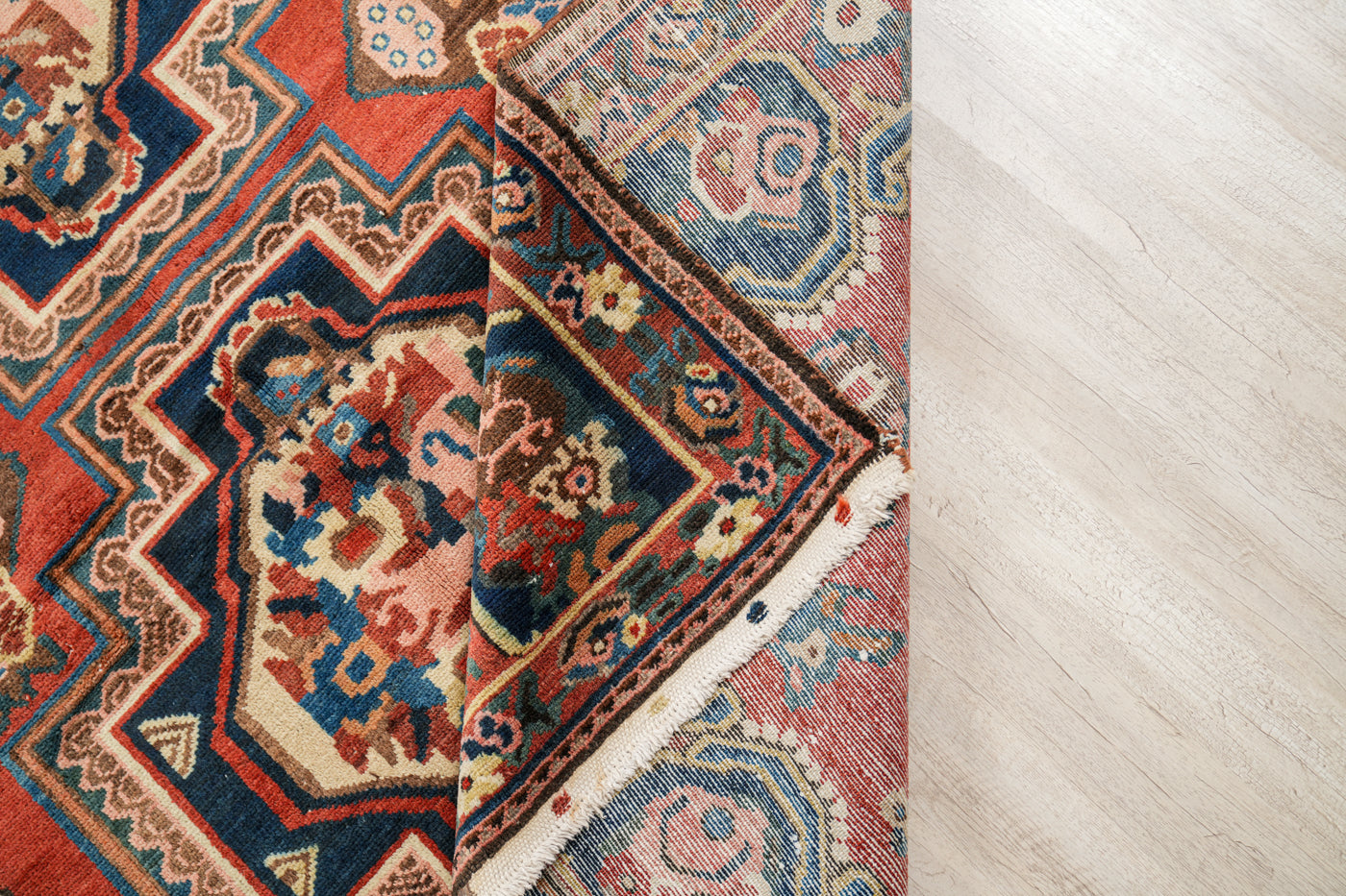 Persian Baktiyar Rug  10' x 5'5"
