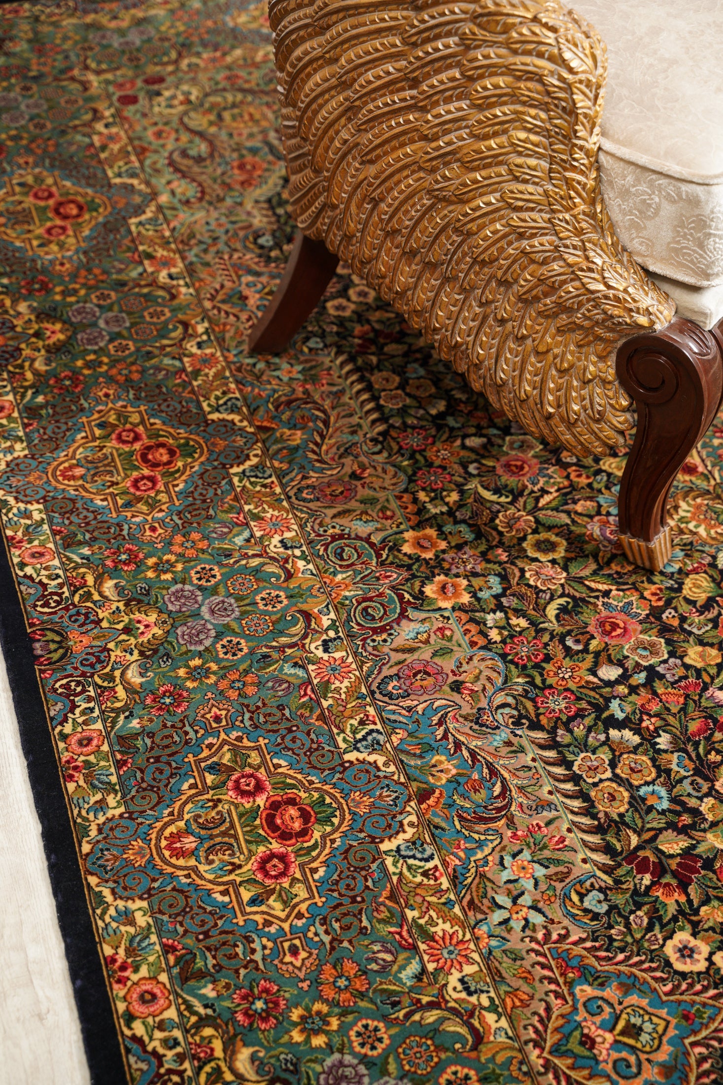 Bouquet 9'9" x 6'8" ( 676 KPSI )