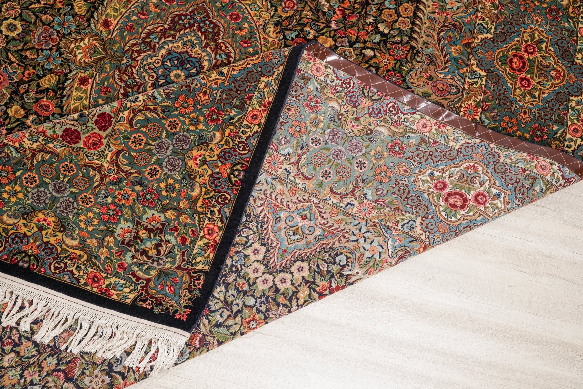 Bouquet 9'9" x 6'8" ( 676 KPSI )