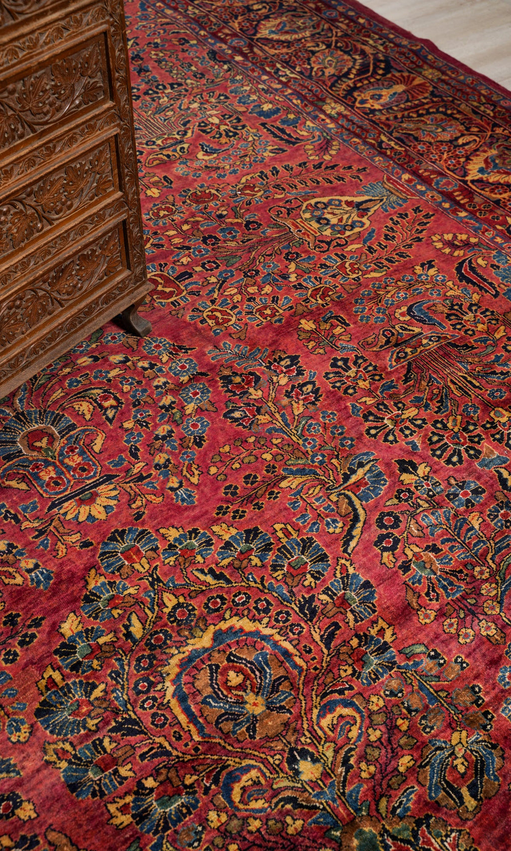 Sarouk 17'7" x 10'2"