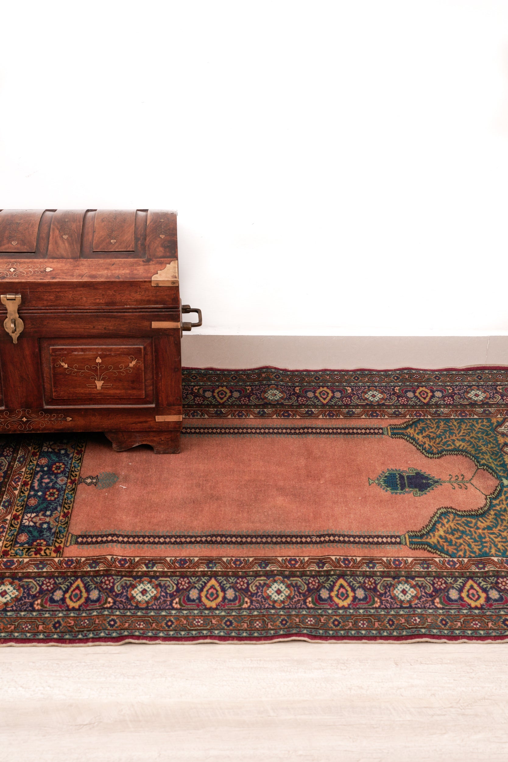 Vintage Turkish Prayer Rug 4'6" x 3'1"