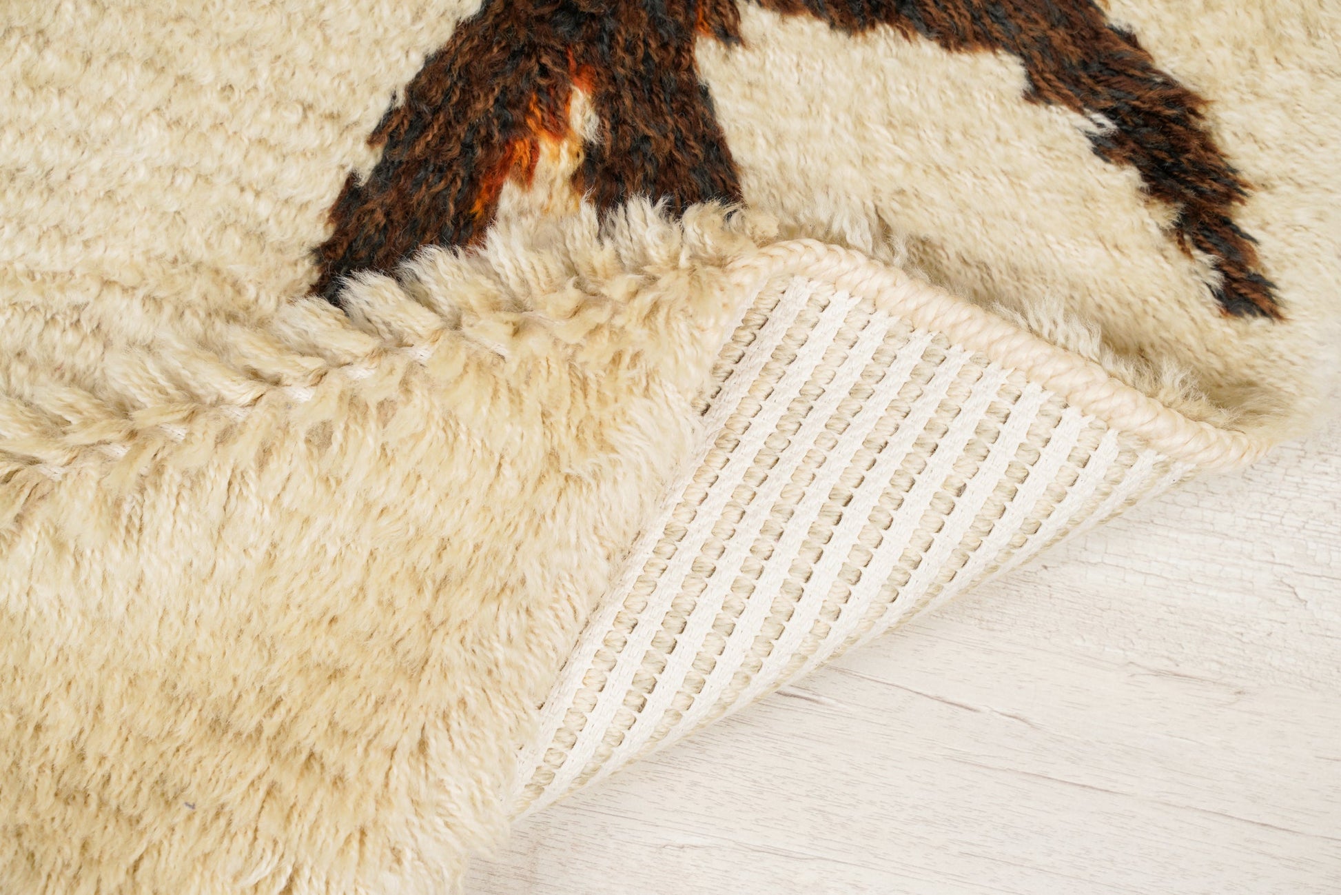 VINTAGE SACANDINAVIAN RYA RUG 4' x 2'