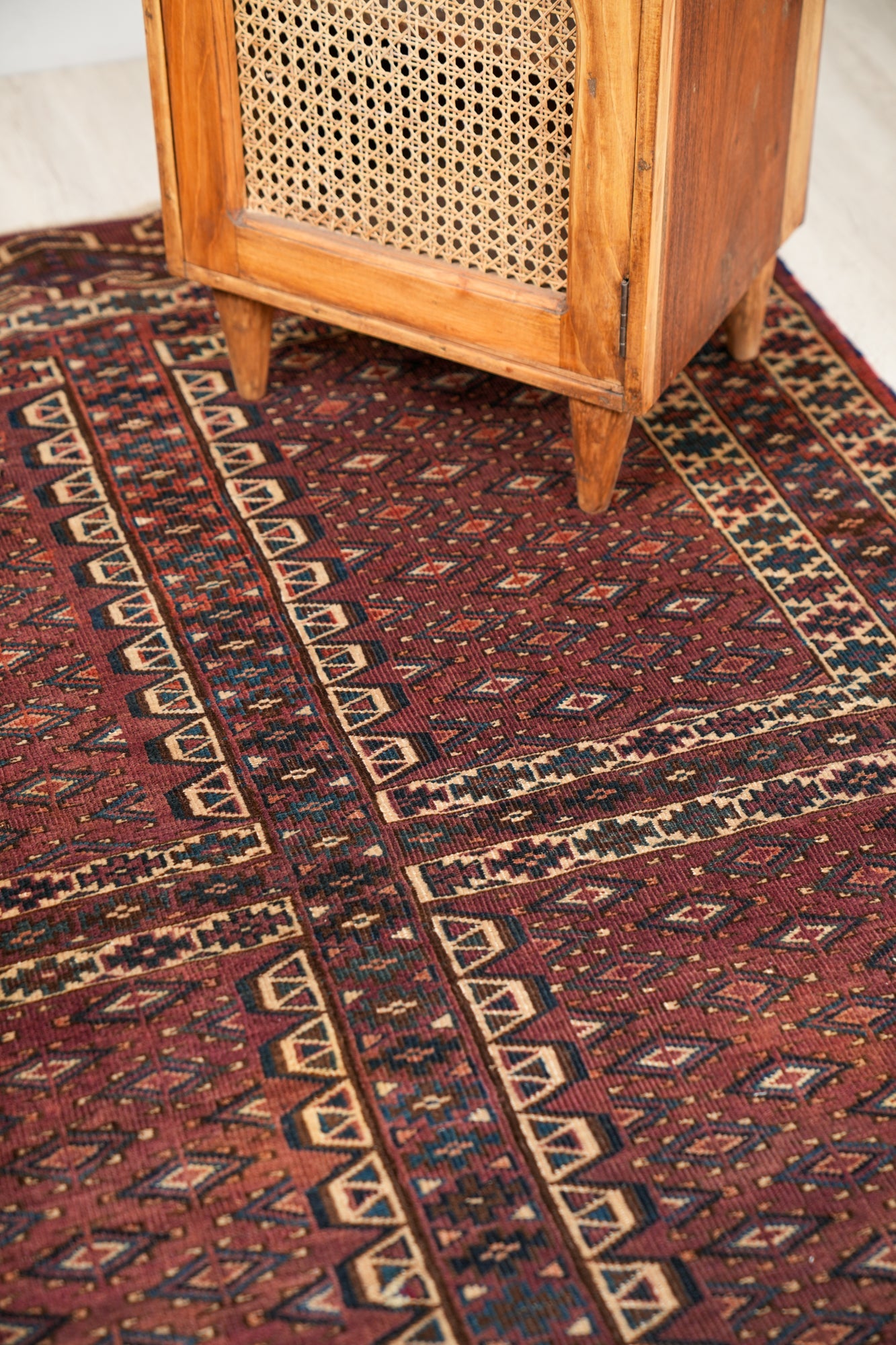 Antique Turkmen Hutchulu Rug 5'9